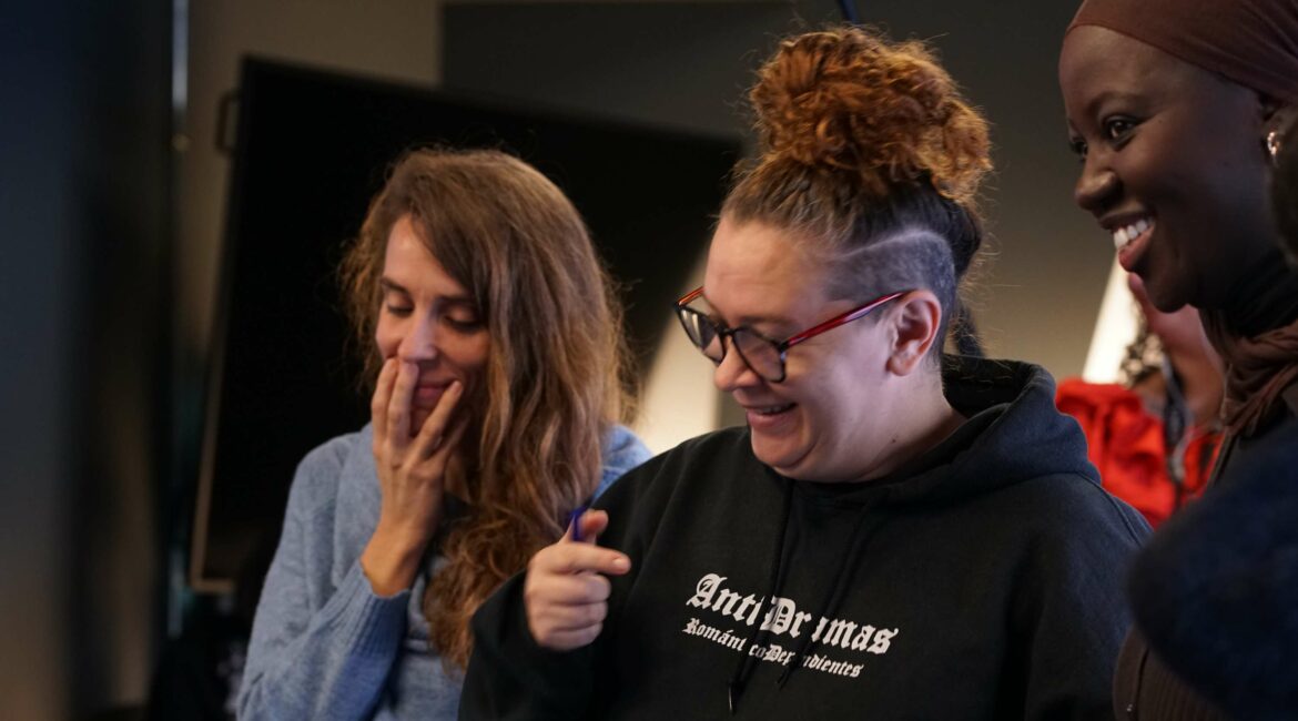 La Basu y María, dos participantes en el LAB de PARABOLIKAK